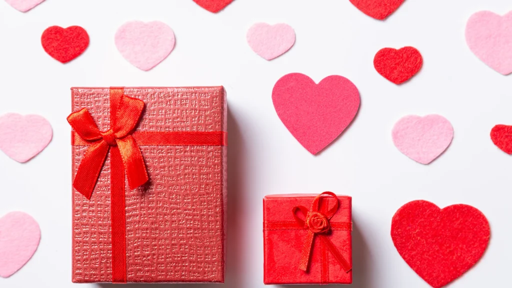 Anuncio publicitario para el Día de San Valentín en cartelería digital.